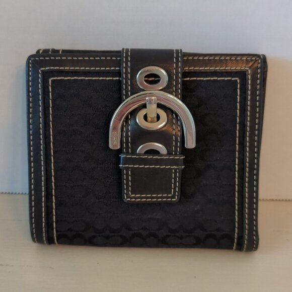 COACH BUCKLE SOHO BLACK BI-FOLD WALLET Leather Trim - Picture 1 of 6